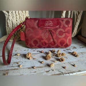 ♥️ Coach Red Signature C Metallic Jacquard Wristlet Pouch with Hang Tag